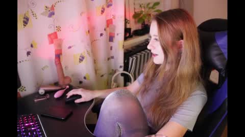 lazy_dazzy online show from January 8, 12:06 am