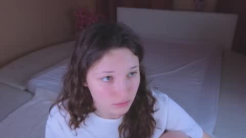 Lea online show from February 28, 7:02 pm