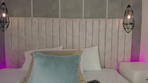    online show from March 30, 6:29 pm