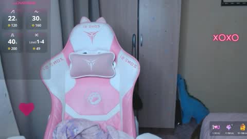 Leah  Gotty online show from November 27, 2:25 am