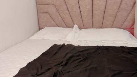 leahaltomm online show from October 29, 10:34 pm