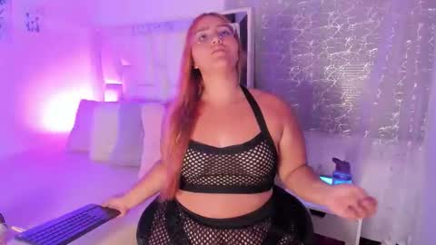 Leah  online show from December 18, 2:49 am