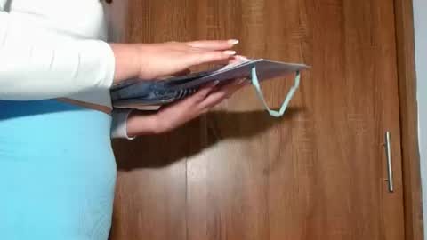 leanaalhub online show from March 18, 9:20 pm