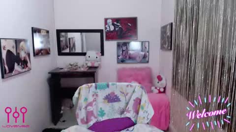 Leandra online show from October 13, 1:58 pm