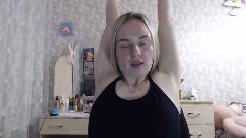 Snapshot of leggywily25 chatting on March 12, 3:29 pm leggywily25 online show from March 12, 3:29 pm
