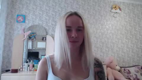 Snapshot of leggywily25 chatting on September 24, 11:09 am leggywily25 online show from September 24, 11:09 am