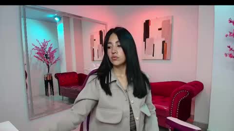 Snapshot of leia_queens chatting on February 10, 11:15 am Leia. online show from February 10, 11:15 am