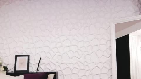 leiahux online show from April 24, 4:59 am