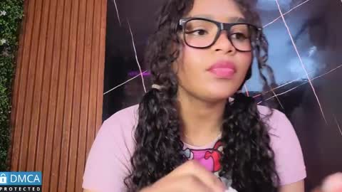 Leidy online show from April 25, 12:41 pm