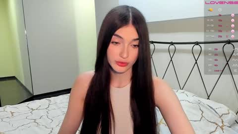 Leila online show from January 31, 7:51 pm