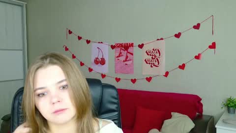 Leksa online show from April 19, 5:13 pm