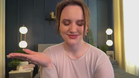 Lela online show from January 17, 4:58 pm