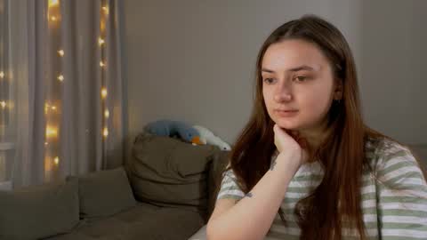 Lelia online show from February 23, 4:06 pm