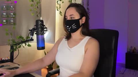 Lemi online show from November 21, 2:52 pm