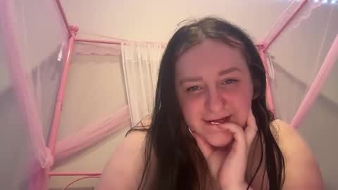 lena_chats online show from March 11, 9:24 am