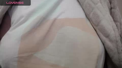 lenagolden online show from January 27, 5:04 pm