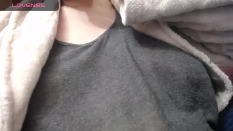 lenagolden online show from January 30, 6:00 pm