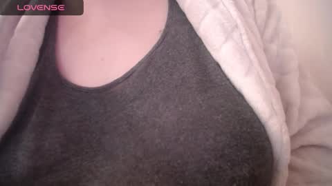 lenagolden online show from February 12, 12:12 pm