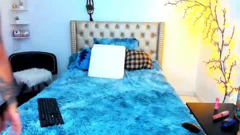 Lena  online show from October 15, 12:52 pm