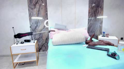 Lenathompson online show from January 24, 4:37 am