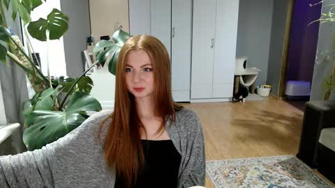 Lori online show from March 22, 1:22 am