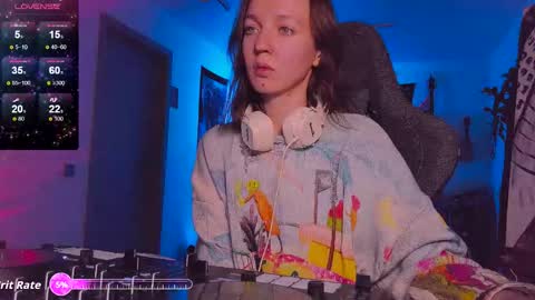 leona online show from February 7, 6:45 pm