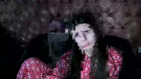 leraberry online show from June 1, 6:20 pm