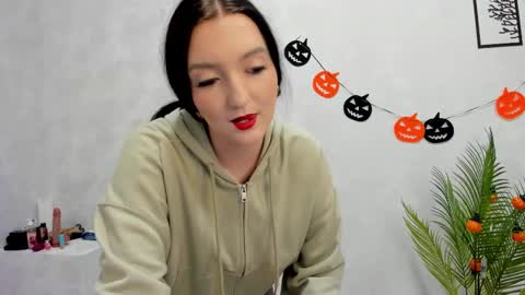 Snapshot of lesley_wins chatting on October 17, 8:17 am Lesley online show from October 17, 8:17 am