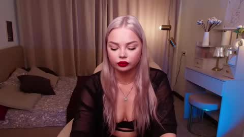 Stacey online show from February 14, 9:00 am