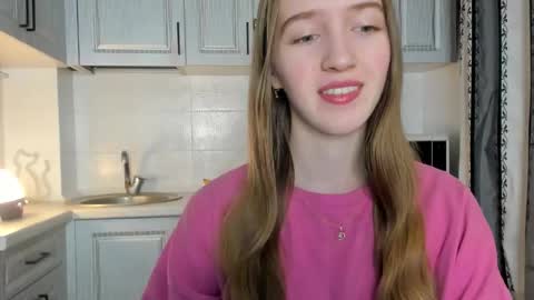  LESLIE   online show from December 2, 4:31 pm