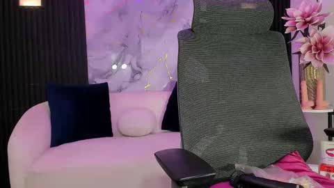 Lesly  online show from September 29, 3:22 am