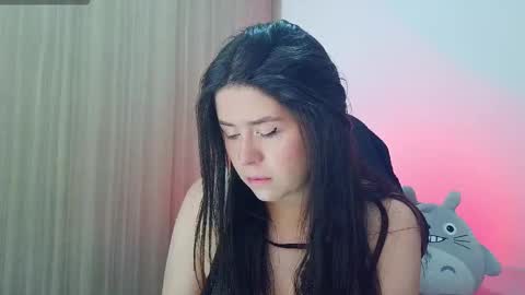 Lesly online show from April 11, 7:06 pm