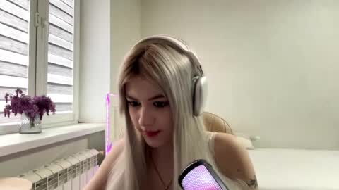 Natalie online show from May 13, 9:26 am