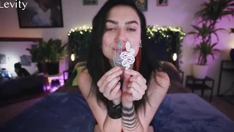 Snapshot of levity_opossum chatting on October 1, 12:59 am Levity online show from October 1, 12:59 am