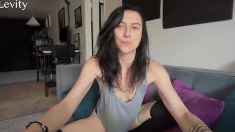 Snapshot of levity_opossum chatting on September 18, 8:07 pm Levity online show from September 18, 8:07 pm