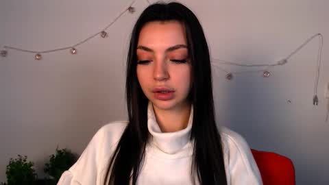 Alexia online show from February 18, 1:43 pm