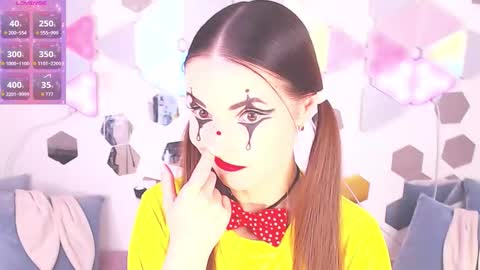 Alexia online show from December 2, 10:45 pm