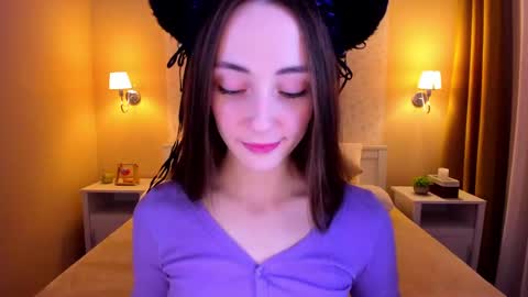 Snapshot of lexi_split chatting on February 4, 6:57 am Lexi GTM2 MonWedThurSatSun 1000am-400pm online show from February 4, 6:57 am