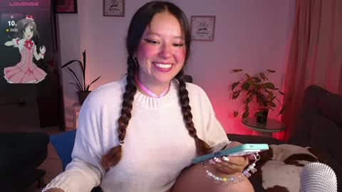 Lexie Thompson   8pm  0000am -5 online show from December 29, 4:48 am