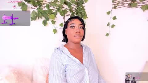 Lexieegrey online show from March 11, 4:42 pm