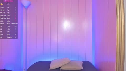 Lexie Thompson  online show from December 14, 12:11 pm