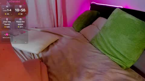 lexi miu online show from October 28, 6:13 pm