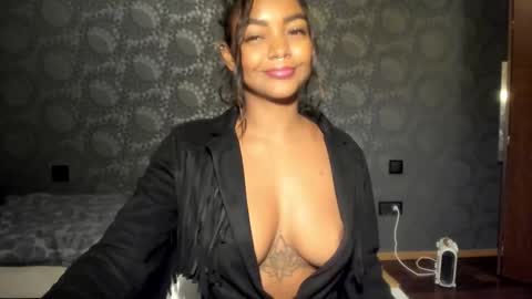 LEXY - Independent account online show from November 22, 5:37 pm