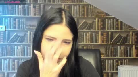 lexyswett online show from November 10, 8:09 am