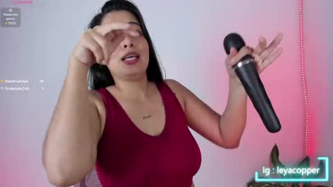 Leya online show from May 27, 1:57 am