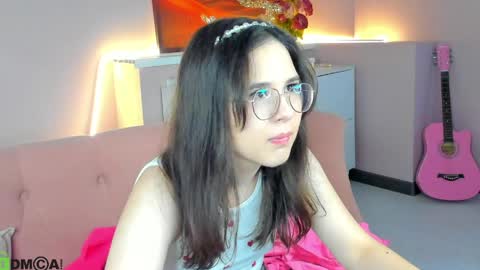 leylamirage online show from April 10, 12:55 pm