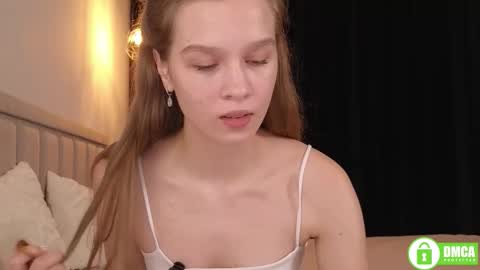 Snapshot of lia_flores chatting on September 16, 3:20 pm Lia  online show from September 16, 3:20 pm