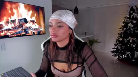 Lia online show from December 19, 5:43 am