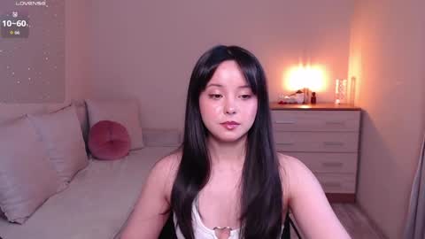 L I A online show from April 10, 3:40 pm