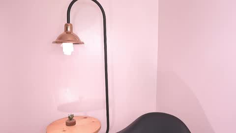 liaa online show from April 21, 12:03 am